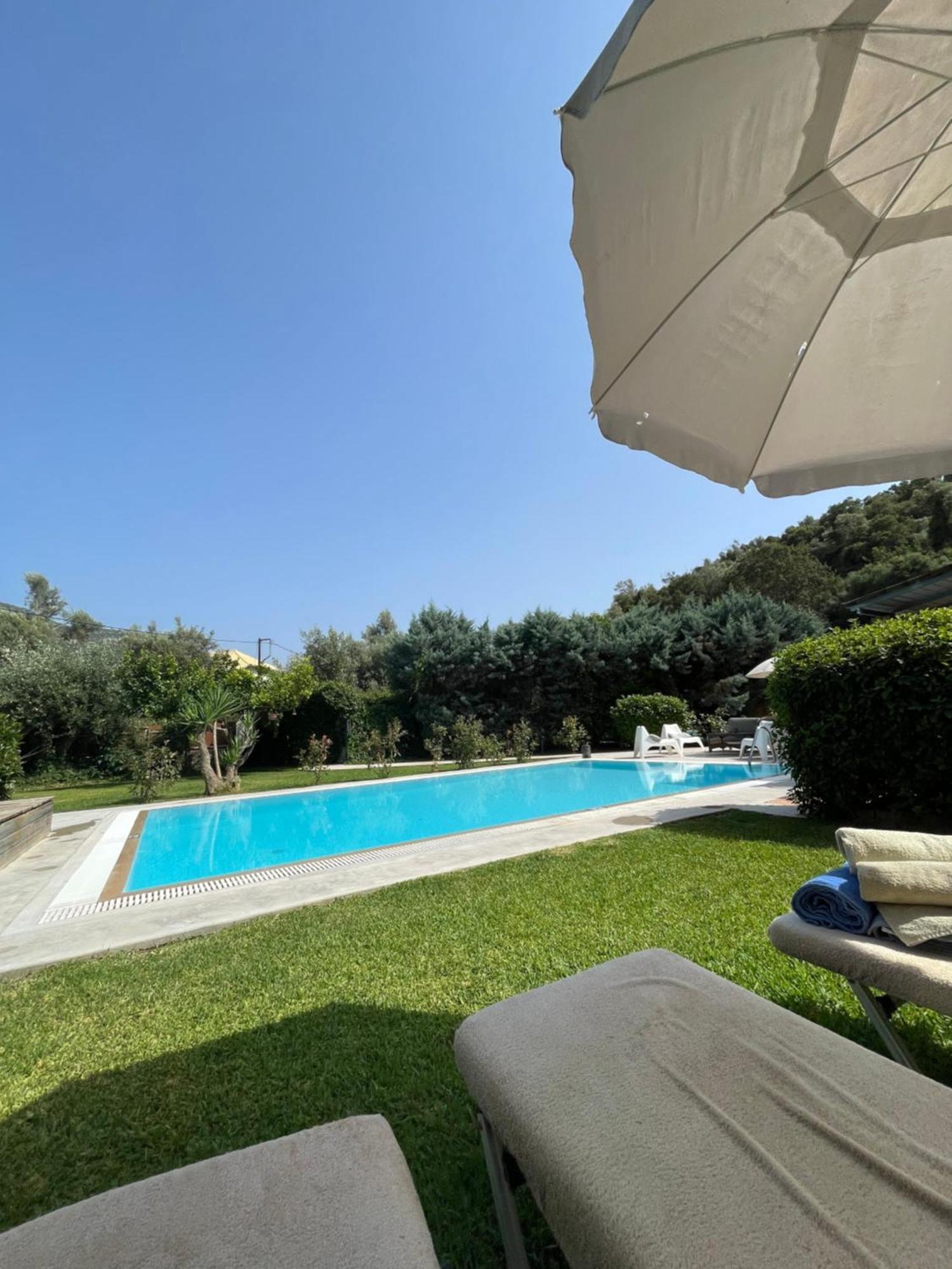 Gialos Villas 1-2 With A Private Pool Μικρός Γιαλός Εξωτερικό φωτογραφία
